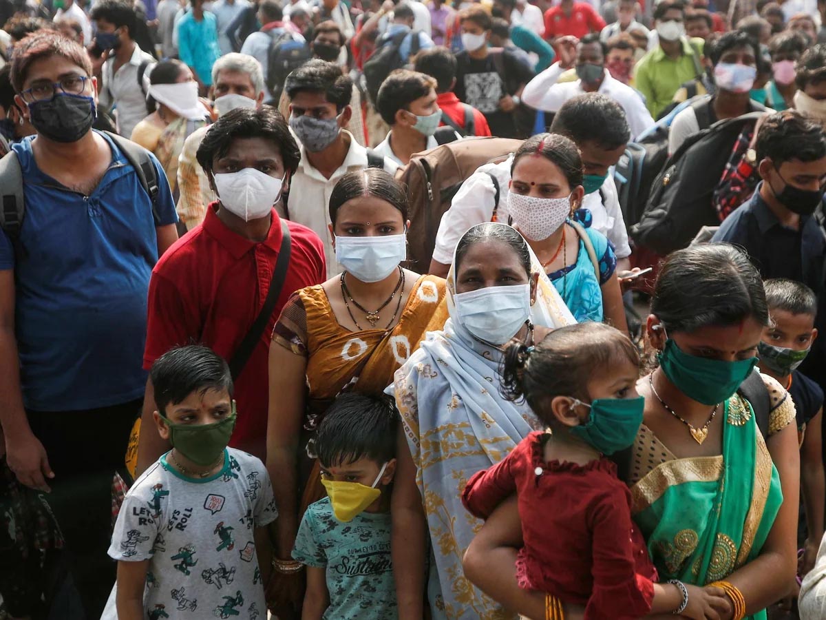 మహమ్మారి విలయం: 15 రోజుల్లో 25 లక్షల కేసులు… 
