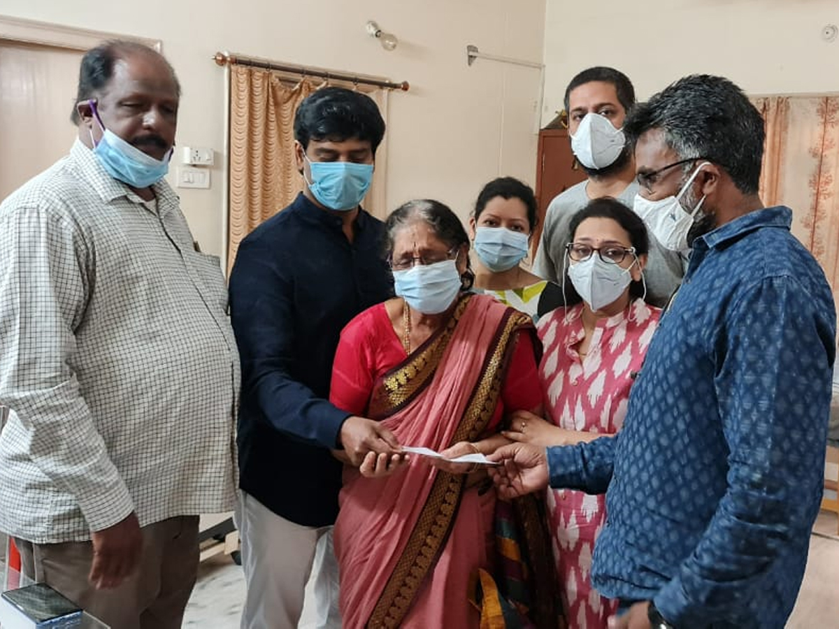 సీనియర్ సభ్యులు రాజా కుటుంబానికి ఎఫ్‌సిఏ సహకారం!