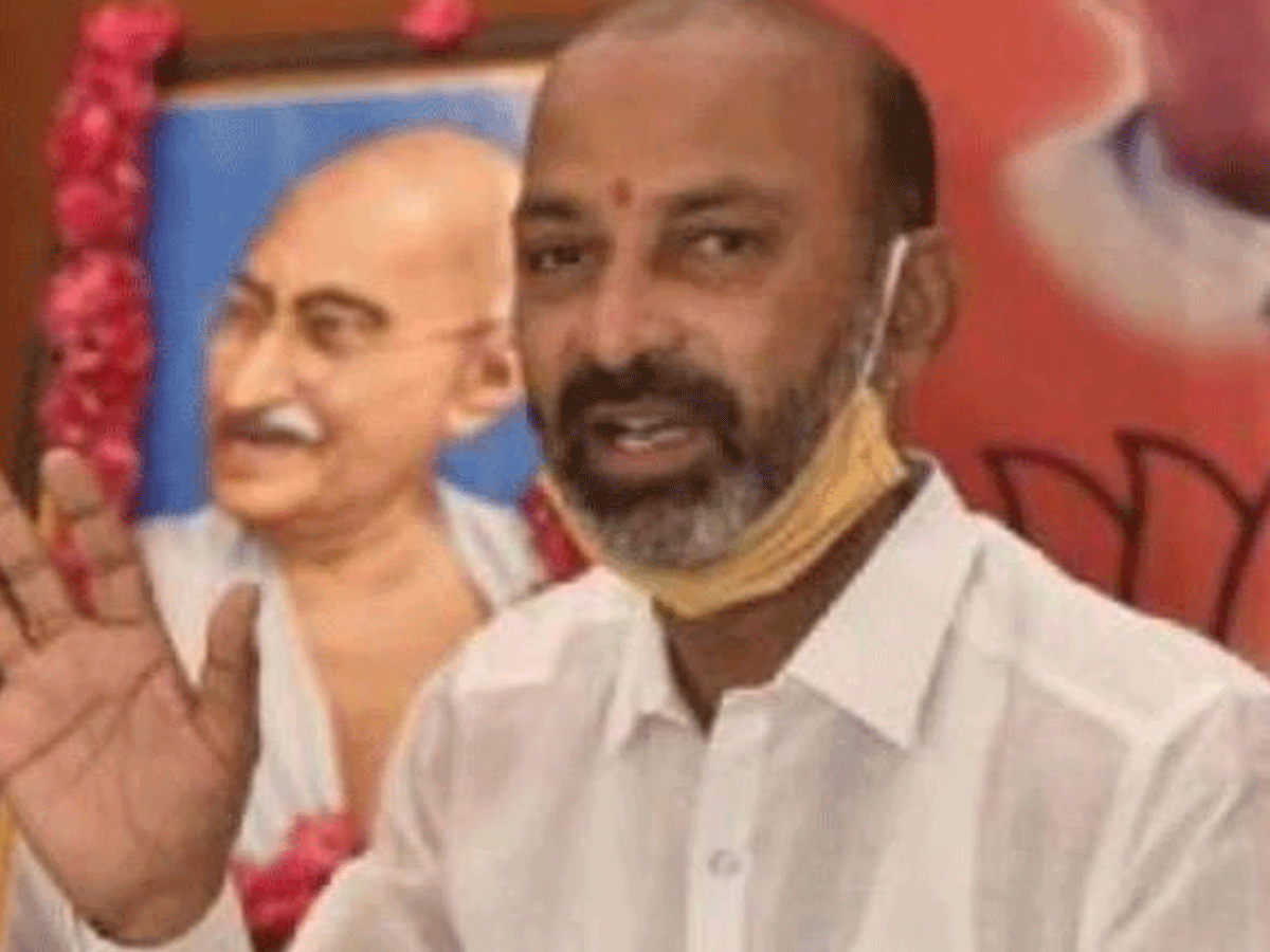 వైద్య వసతులు పెంచడంలో టీఆర్ఎస్ నిర్లక్ష్యం చూపింది : బండి