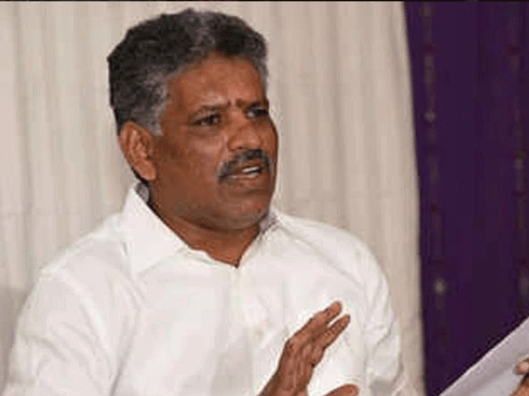 కోవిడ్ భాధితులు కోసం ఆక్సిజన్ బెడ్లు ఏర్పాటు చేసిన భాస్కర్ రెడ్డి…