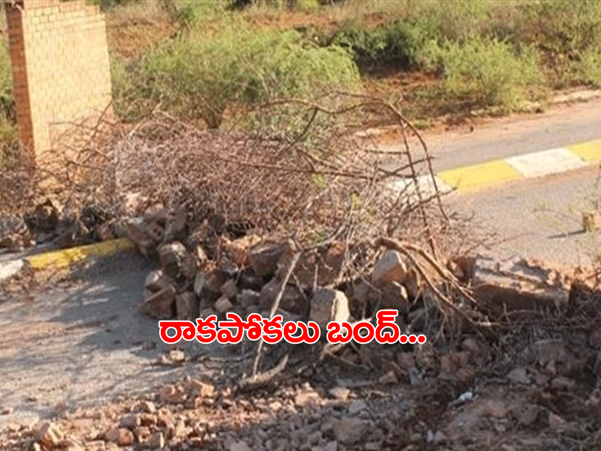 క‌రోనా భ‌యం.. మ‌హారాష్ట్ర, క‌ర్ణాట‌క స‌రిహ‌ద్దుల్లో ముళ్ల కంచెలు..