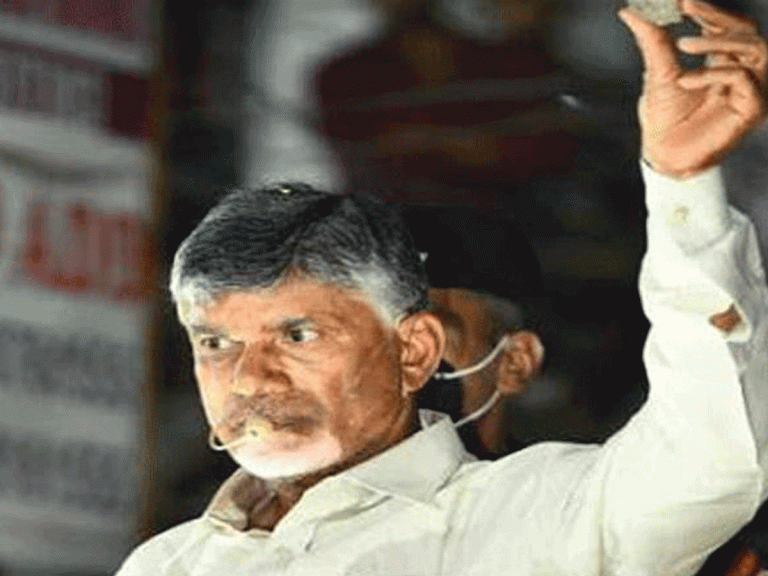 కేంద్ర ఎన్నికల సంఘాన్ని కలిసిన టీడీపీ ఎంపీల బృందం…