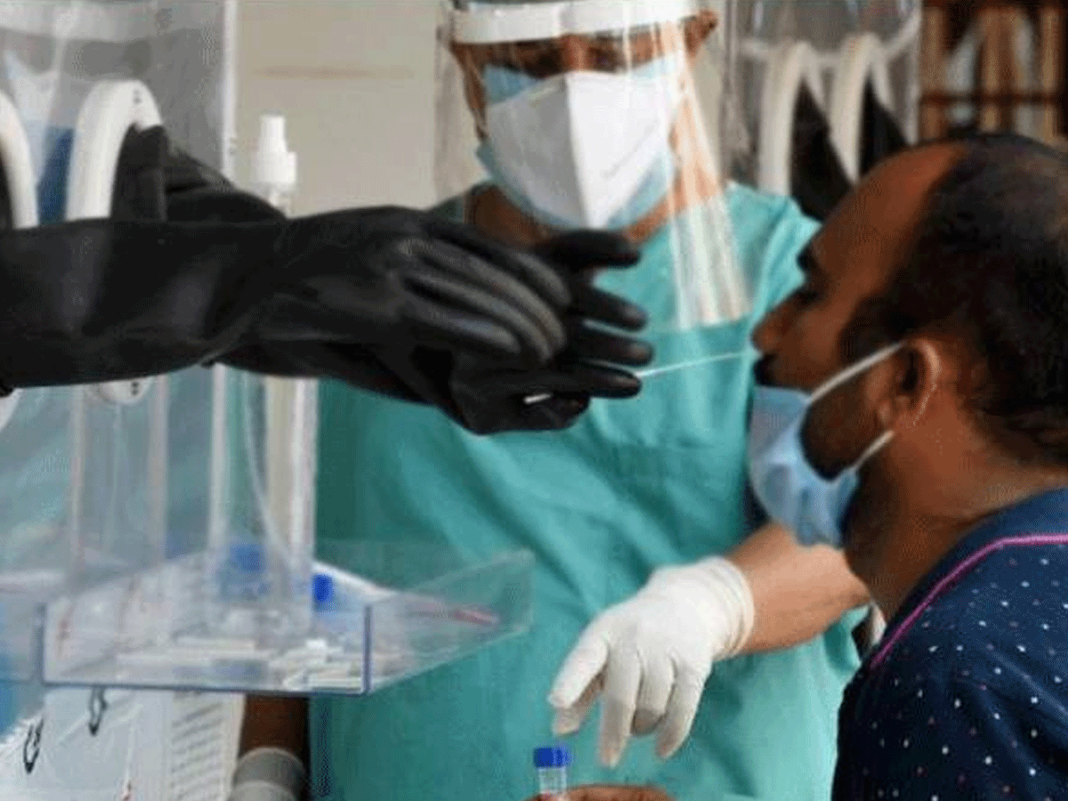 హైదరాబాదులో ప్రత్యేక డ్రైవ్ ఇన్ పరీక్షా కేంద్రాలు…