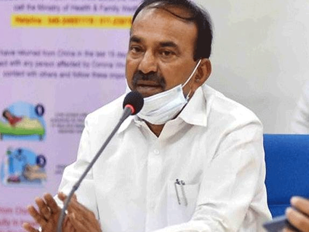 ఈటలకు షాక్ ఇచ్చిన స్థానిక నేతలు..