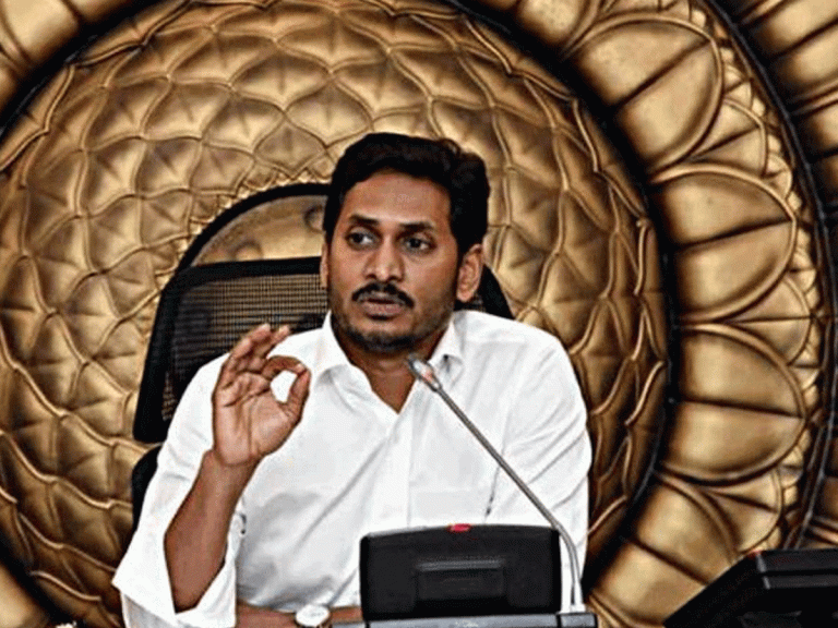 కరోనా నియంత్రణ పై కీలక నిర్ణయాలు తీసుకున్న సీఎం జగన్…