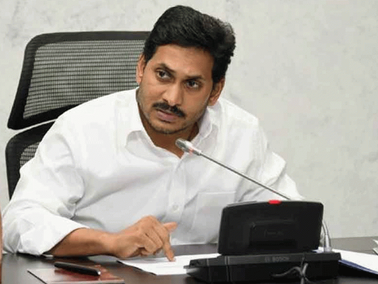 సంక్షేమ పథకాల అమలు క్యాలెండర్‌ ప్రకటించిన ప్రభుత్వం…