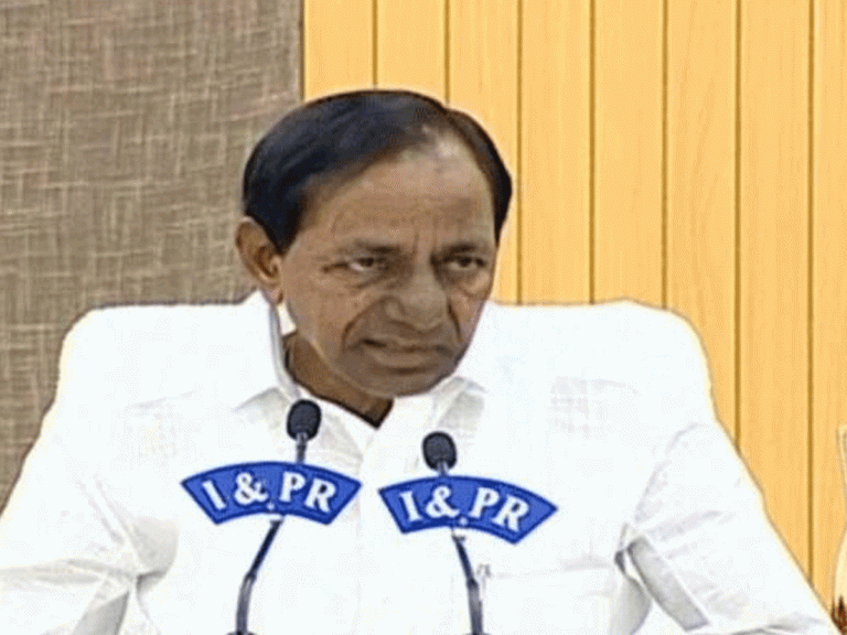 వాక్సినేషన్ అందరికీ ఉచితం : కేసీఆర్