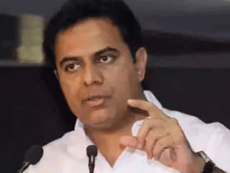 రైతులు వాణిజ్య పంటల సాగుపై దృష్టి పెట్టాలి..