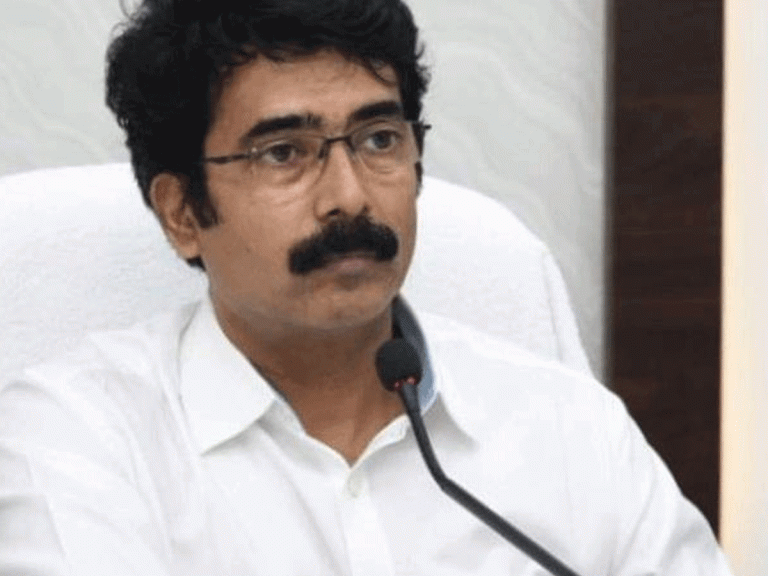 ఆస్పత్రుల్లో ఆక్సిజన్ సమృద్ధిగా ఉంది…