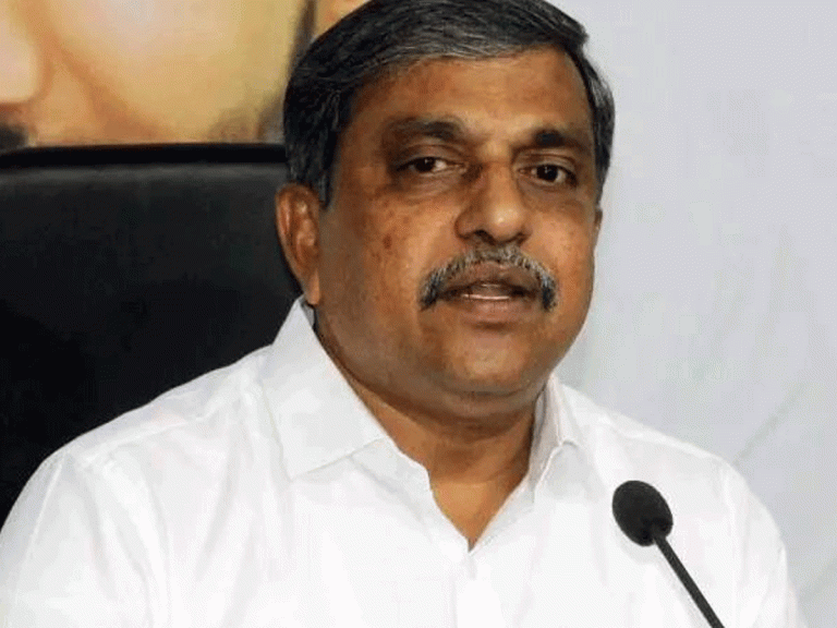 తిరుపతిలో చంద్రబాబు విశ్వరూపం ప్రదర్శిస్తున్నారు…