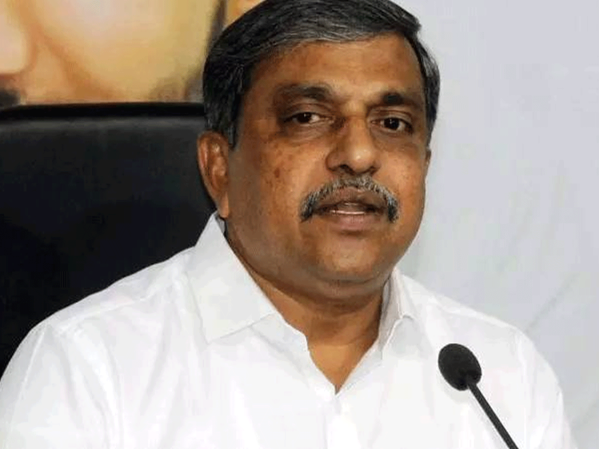 తిరుపతిలో చంద్రబాబు విశ్వరూపం ప్రదర్శిస్తున్నారు…