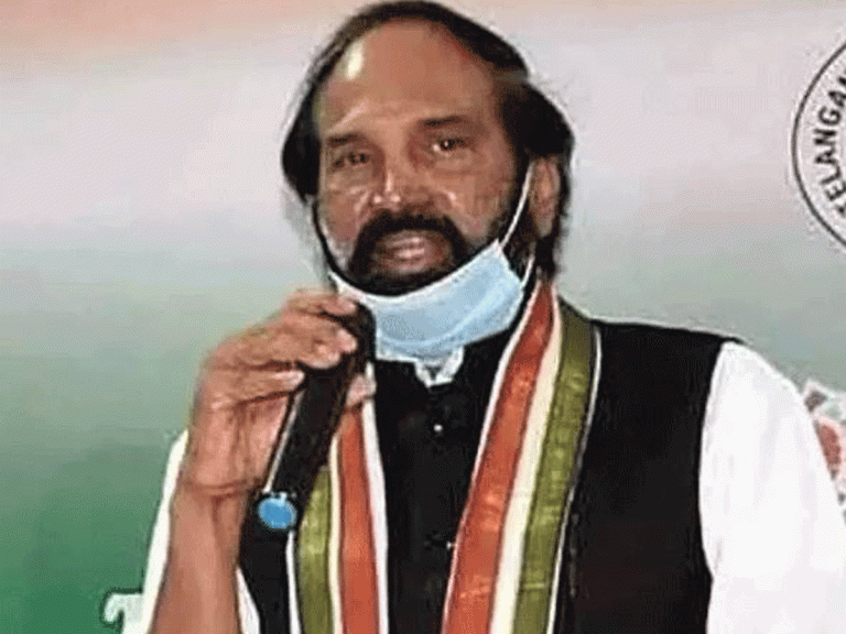 పెట్రోల్ ధరలు తగ్గించాలని కాంగ్రెస్ ఆందోళన…