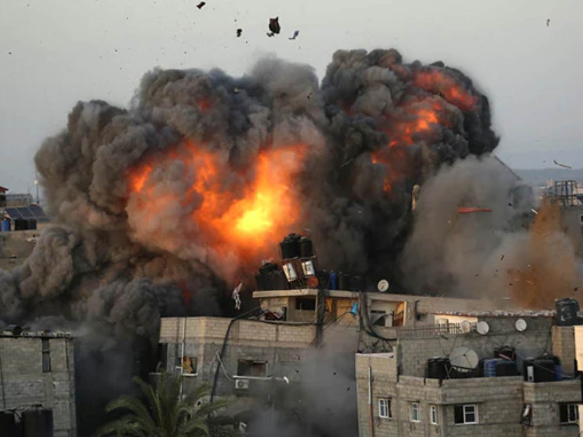 ఎట్టకేలకు ఫలించిన ఒత్తిడి… 11 రోజుల తర్వాత విరమణ… 