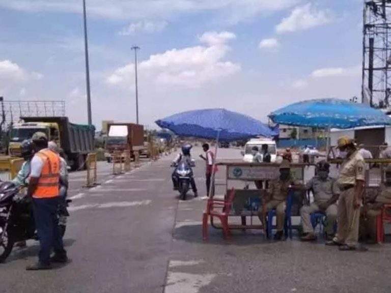 ఏపీ తెలంగాణ ఈ పాస్ రచ్చ… కిలోమీటర్ల మేర… 