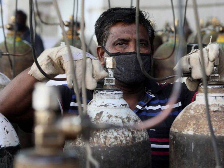 ఆక్సిజన్ సంక్షోభం అంచున తిరుపతి స్విమ్స్ ఆసుపత్రి