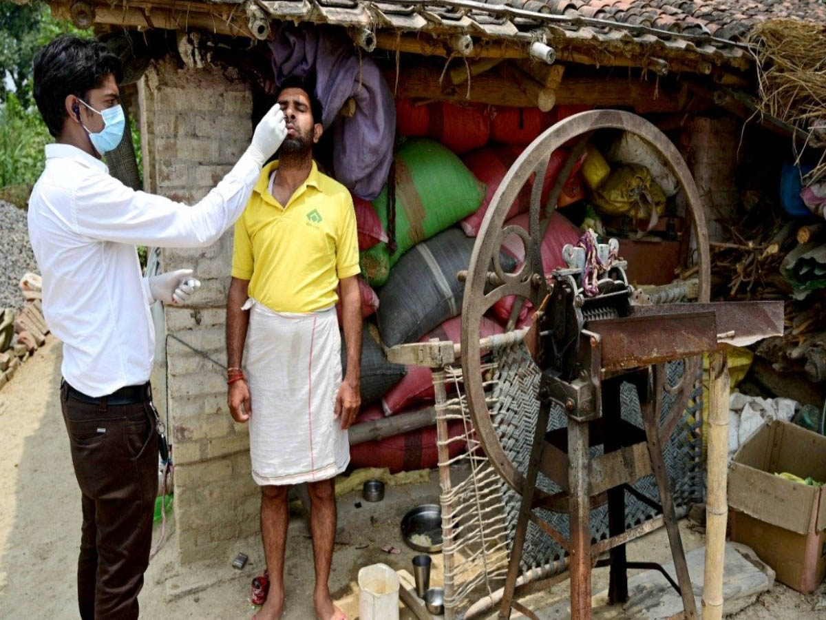 ఆ గ్రామంలో కరోనాతో 36 మంది మృతి… 