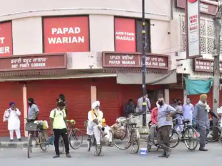 కరోనా కారణంగా ఏప్రిల్ నెలలో ఎంతమంది ఉద్యోగాలు కోల్పోయారో తెలుసా? 