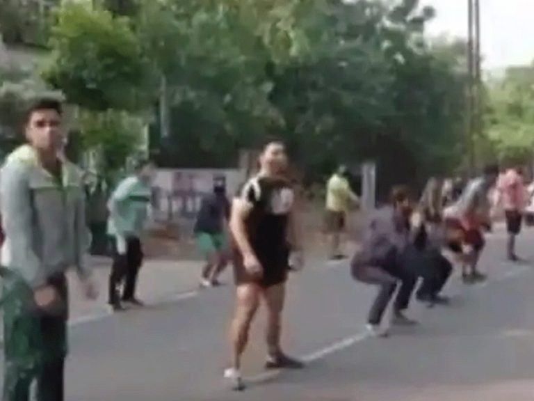 లాక్ డౌన్ నిబంధనలు ఉల్లంఘించిన వారికి ఆ రాష్ట్రంలో వింత శిక్ష 