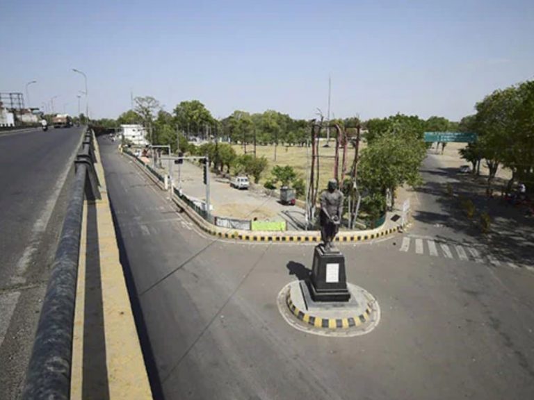 యూపీలో మళ్ళీ లాక్ డౌన్ పొడిగింపు… 