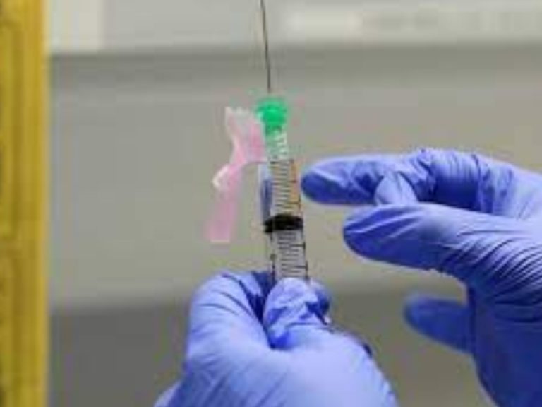 వ్యాక్సిన్ వేయించుకుంటే… రూ.7.3 కోట్లు బహుమానం 