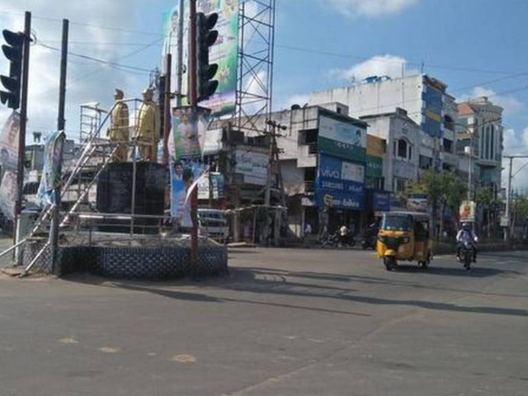 శ్రీకాకుళం జిల్లాలో సంపూర్ణ లాక్ డౌన్… 