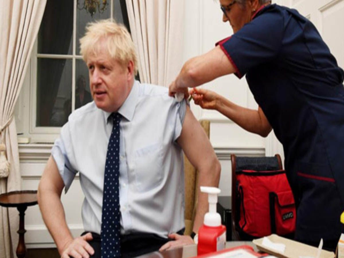 లైవ్‌లో క‌రోనాను ఎక్కించుకుంటానన్న ప్ర‌ధాని…సంచ‌ల‌న విష‌యాలు వెలుగులోకి…