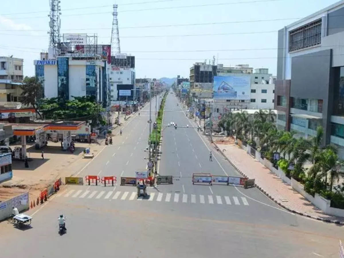 ఏపీలో పెరుగుతున్న పాజిటివిటి రేటు… సంపూర్ణ లాక్ డౌన్ తప్పదా? 