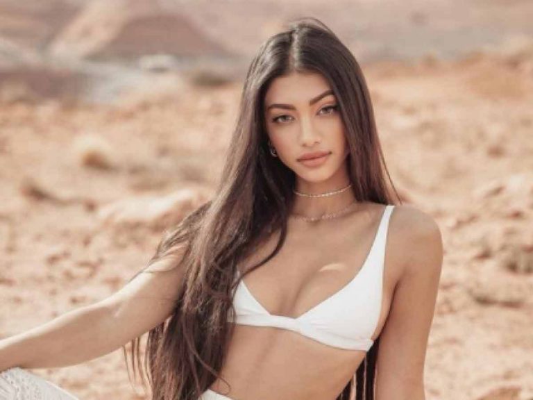 గ్లామర్ షోతో మతి పోగొడుతున్న అలన్నా పాండే