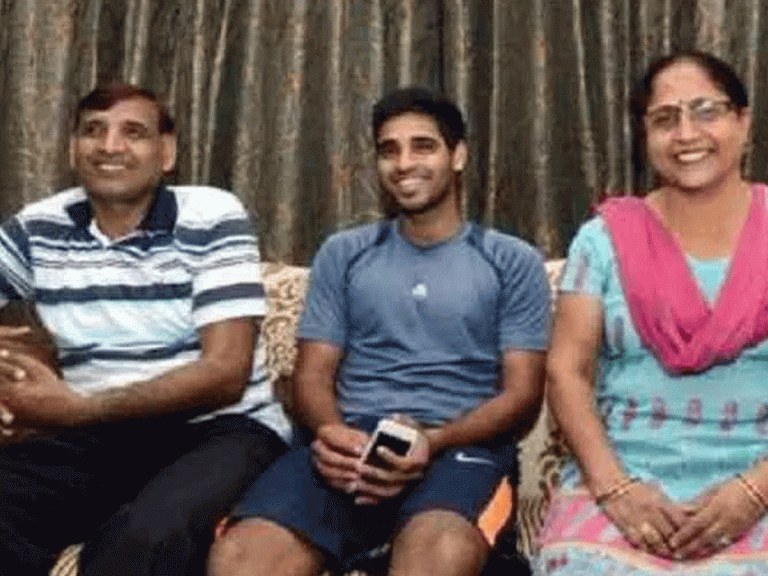 క్రికెట‌ర్ భువ‌నేశ్వ‌ర్ ఇంట విషాదం