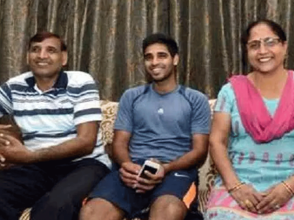 క్రికెట‌ర్ భువ‌నేశ్వ‌ర్ ఇంట విషాదం