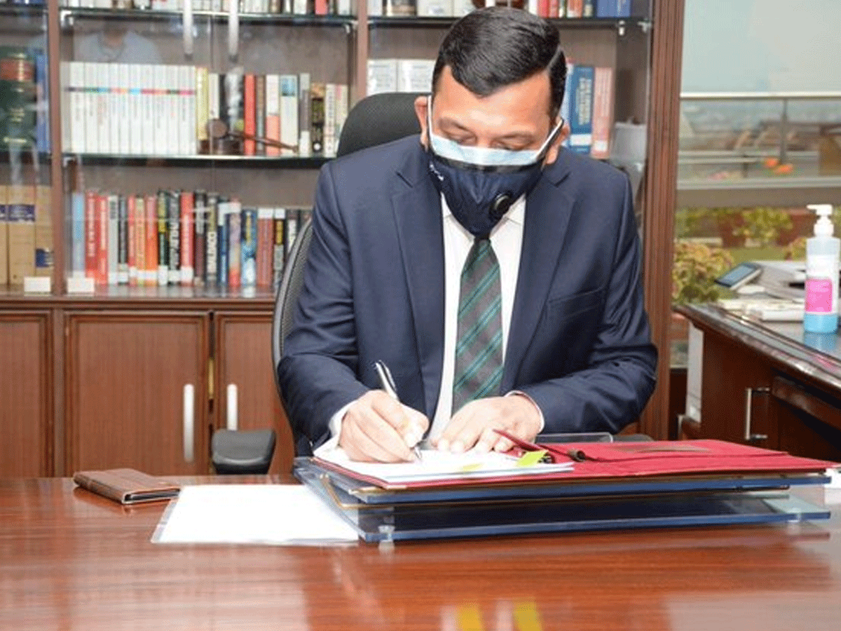 బాధ్య‌త‌లు స్వీక‌రించిన సీబీఐ కొత్త బాస్..