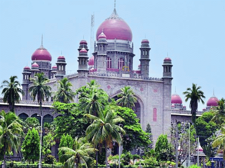 హుస్సేన్‌సాగర్‌ లో వినాయక నిమజ్జనంపై హైకోర్టు విచారణ…