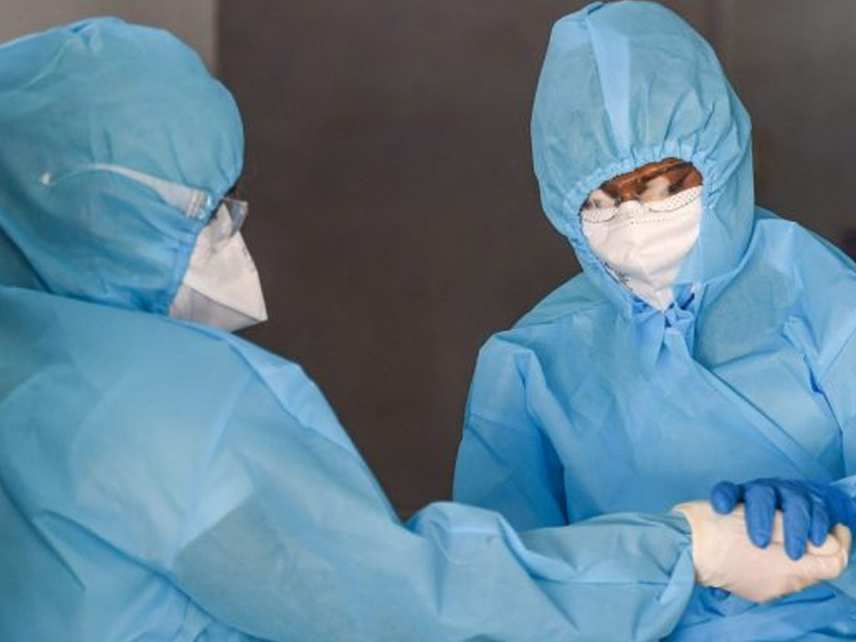 క‌రోనా సెకండ్ వేవ్: ఆందోళన కలిగిస్తున్న డాక్టర్ల మృతుల సంఖ్య