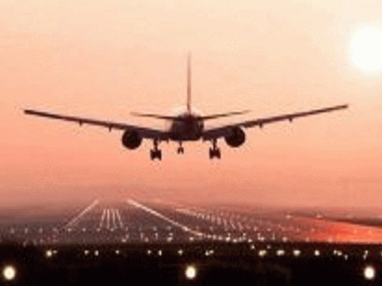 అంతర్జాతీయ ప్రయాణాలకు మరో దేశం గ్రీన్‌ సిగ్నల్.. నిబంధనలు ఇవే..!