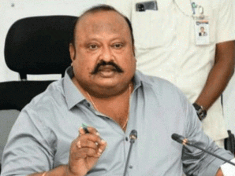 టీఆర్ఎస్ లేకుంటే ఈటెల ఎక్కడ ఉండేవాడు : గంగుల కమలాకర్