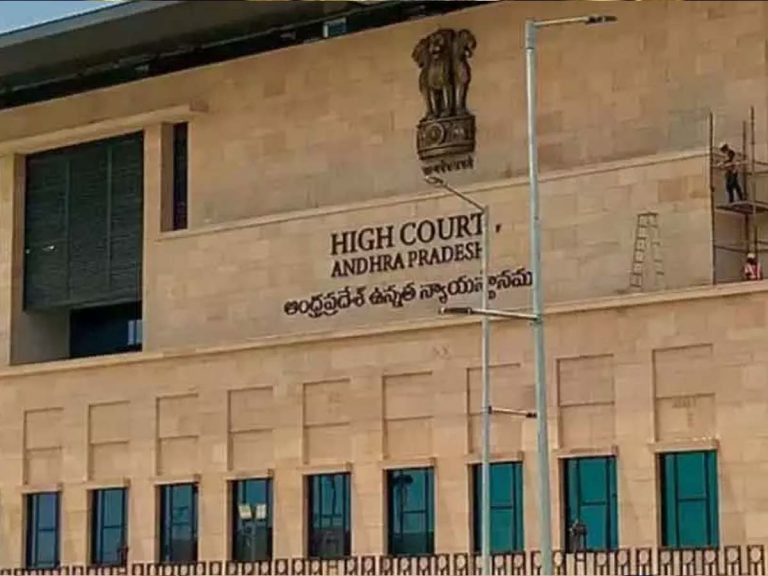 మున్సిపల్ ఎన్నికలపై ఏపీ హైకోర్టు ఆదేశాలు…