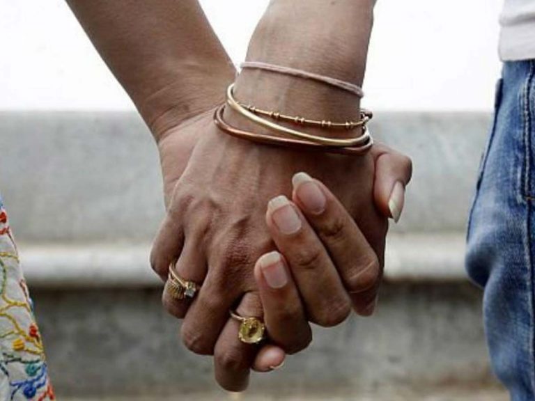 సహ జీవనంపై హైకోర్టు కీలక వ్యాఖ్యలు