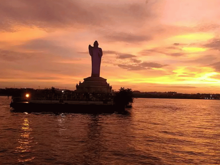 పీవీఎన్ఆర్ మార్గ్ గా మారిన నెక్లెస్ రోడ్…