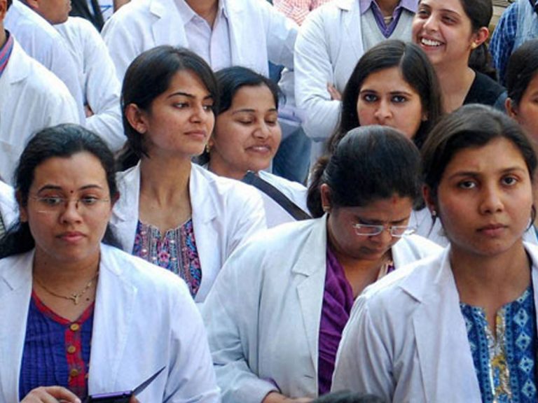రేపటి నుంచి జూనియర్‌ డాక్టర్ల సమ్మె