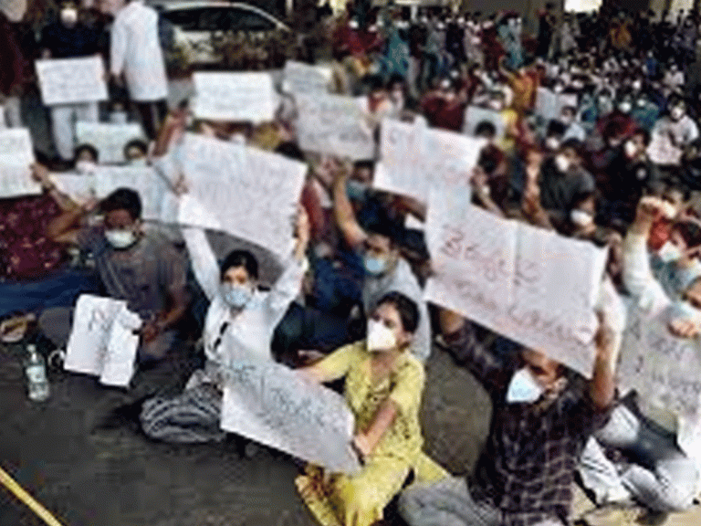 జూడాల ఆందోళ‌న బాట‌.. విధుల బ‌హిష్క‌ర‌ణ‌కు రెడీ..