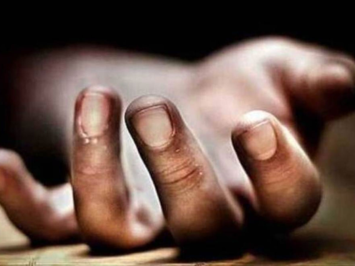 కారు పార్కింగ్ గొడవ.. దారుణ హత్య