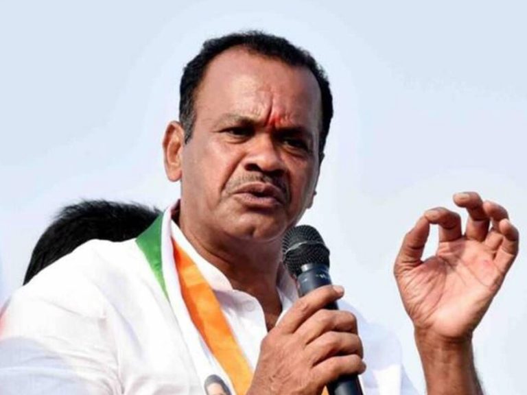 లాఠీఛార్జీని ఖండించిన ఎంపీ కోమ‌టిరెడ్డి వెంక‌ట్ రెడ్డి