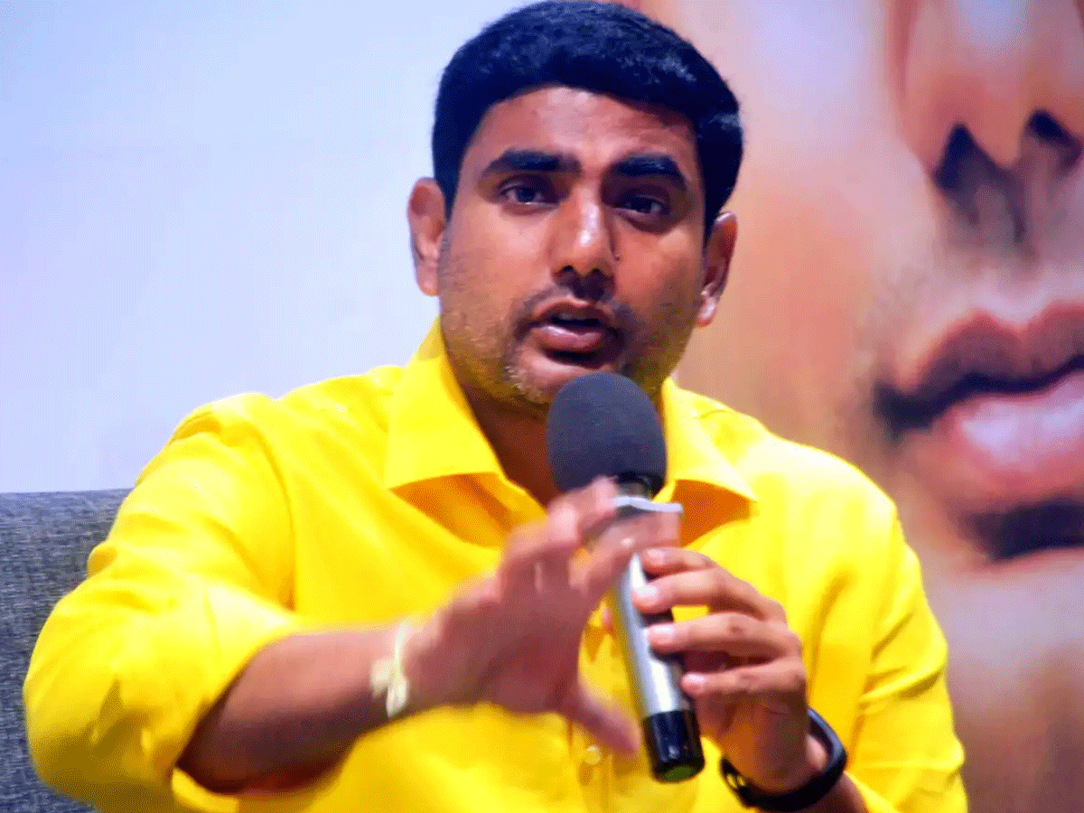 క‌బ‌డ్డీ పేరుతో క‌బ్జాలు : విజయసాయిరెడ్డిపై లోకేష్ ఫైర్