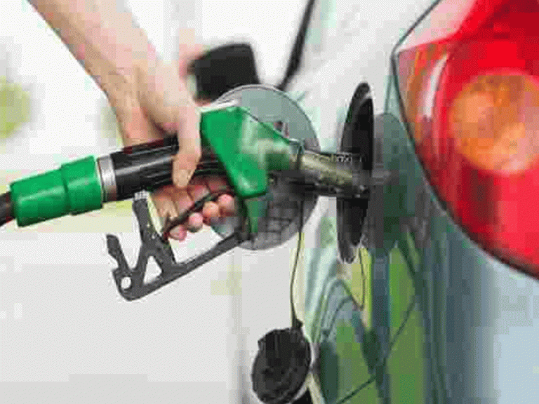 ఆగ‌ని పెట్రో బాదుడు