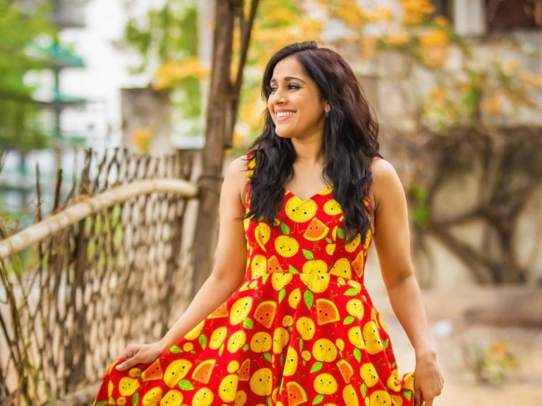 రచ్చ చేస్తున్న జబర్దస్త్ యాంకర్..