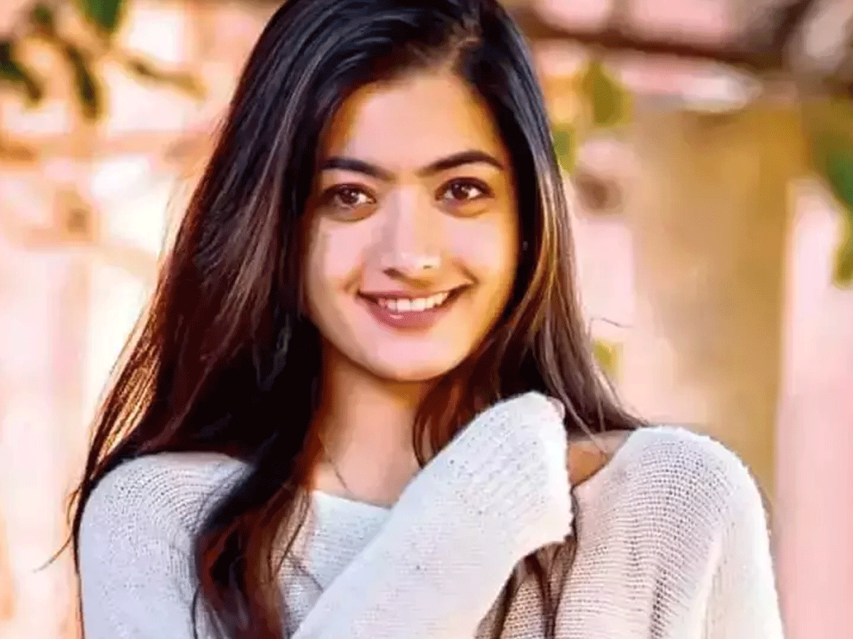 ఇష్టమైన జట్టు ఆర్సీబీ… కానీ క్రికెటర్ కోహ్లీ కాదు : రష్మిక