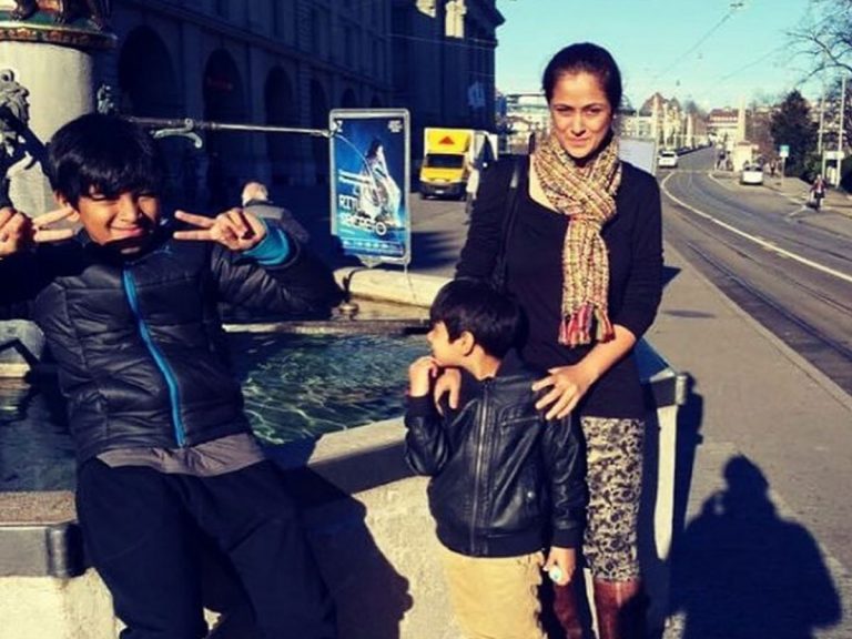 అమ్మ, ఇద్దరు కొడుకులు… ఓ నీడ!