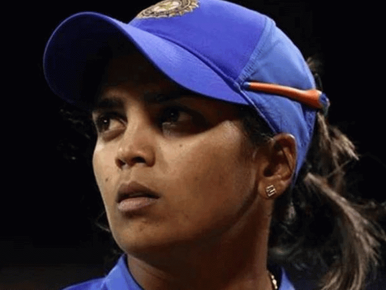 కరోనాతో భారత క్రికెటర్ సోదరి మృతి…