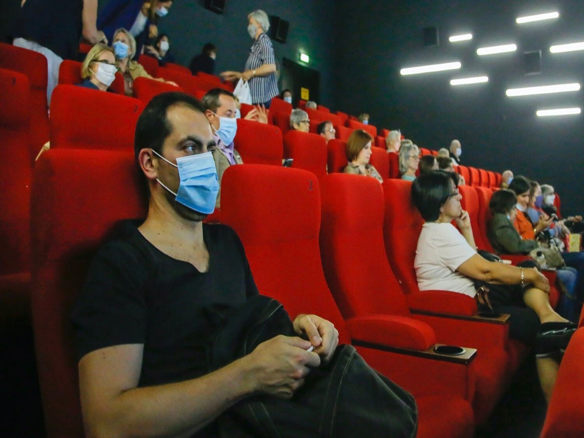 వ్యాక్సినేషన్ తీసుకున్నారా… అయితే, మాస్కులు అక్కర్లేదట!