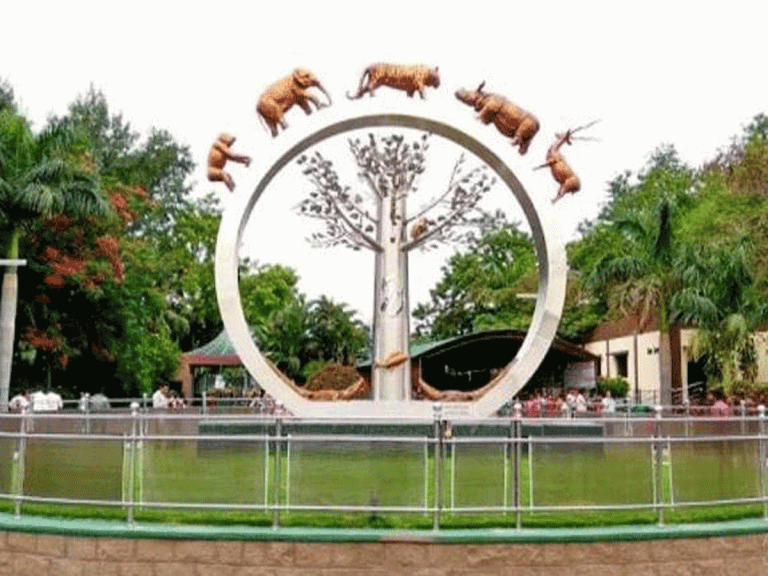 తెలంగాణలో జూపార్క్ లు, ఉద్యాన వనాలు మూసివేత…